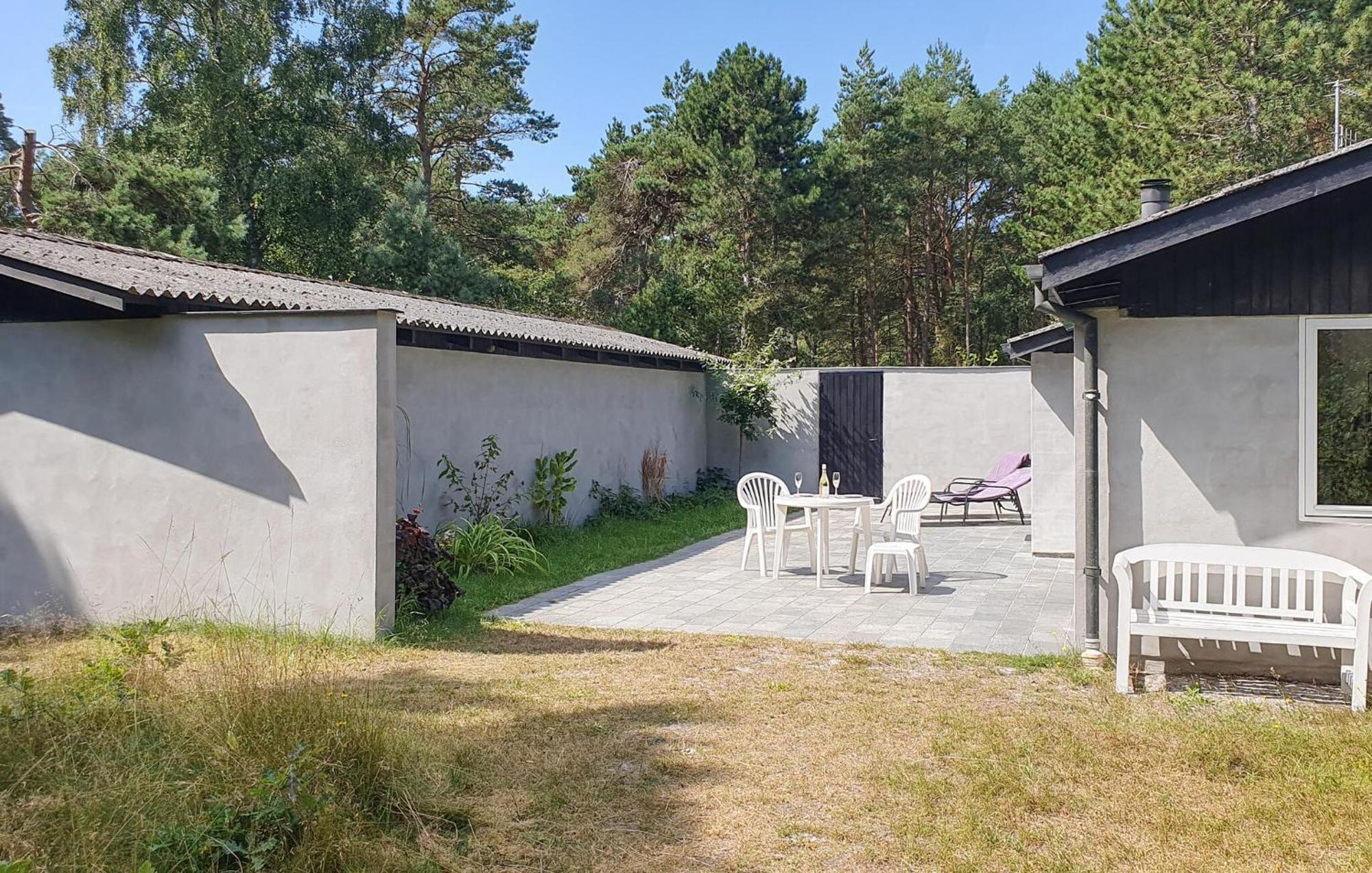 3 Bedroom Awesome Home In Neksø Eksteriør bilde