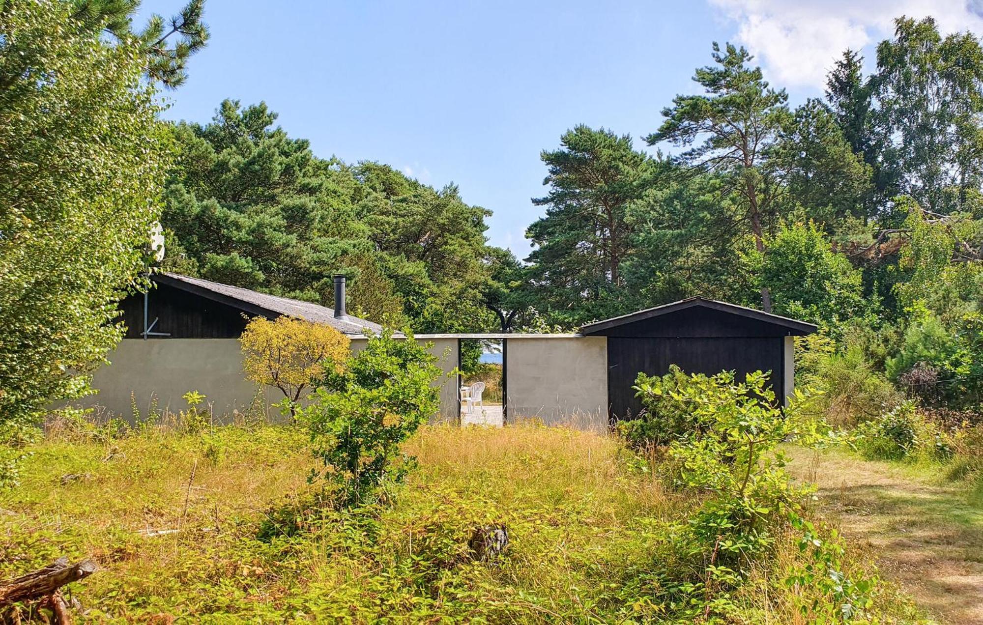 3 Bedroom Awesome Home In Neksø Eksteriør bilde