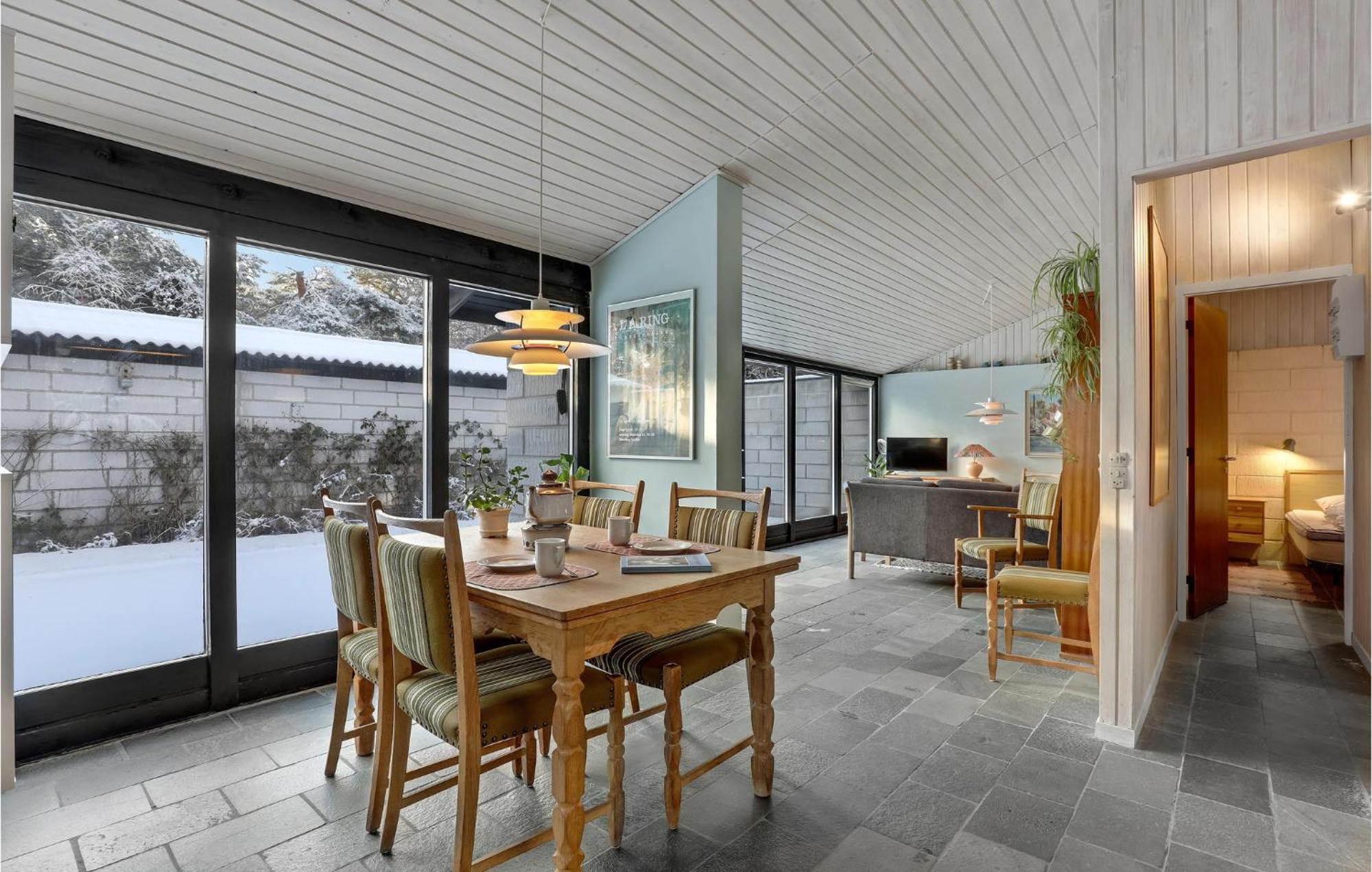 3 Bedroom Awesome Home In Neksø Eksteriør bilde